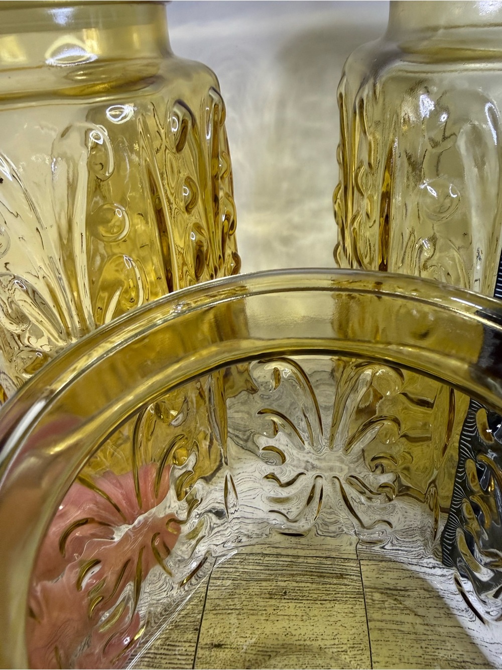 vintage LE Smith Amber Glass Atterbury Scroll canister set of 3 - Picture 5 of 8